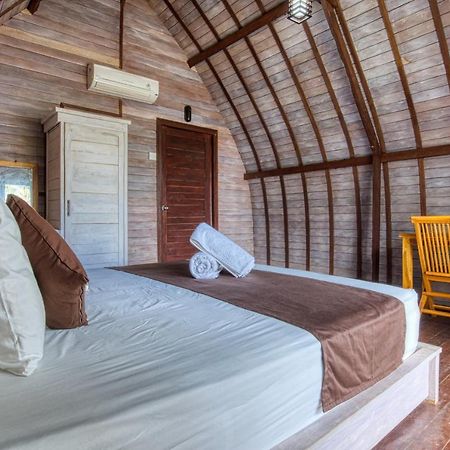 Megaland Bungalow Batununggul ภายนอก รูปภาพ