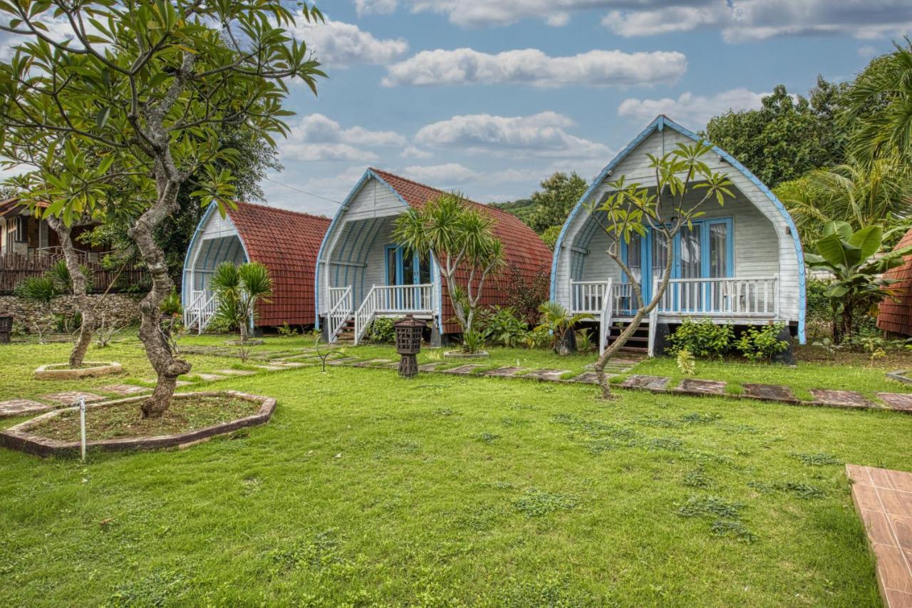 Megaland Bungalow Batununggul ภายนอก รูปภาพ
