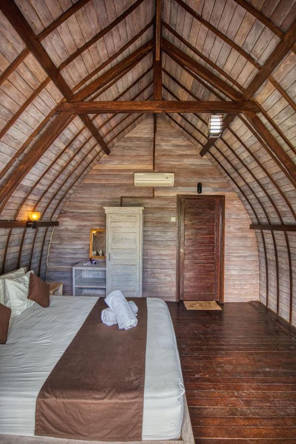 Megaland Bungalow Batununggul ภายนอก รูปภาพ